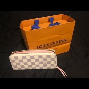 louis vuitton wallet